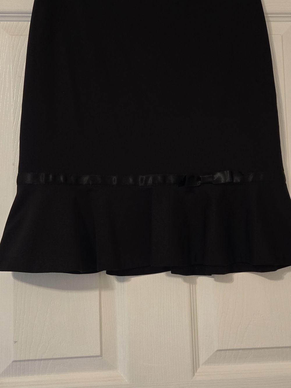 Express Black Ruffle-Hem Pencil Skirt